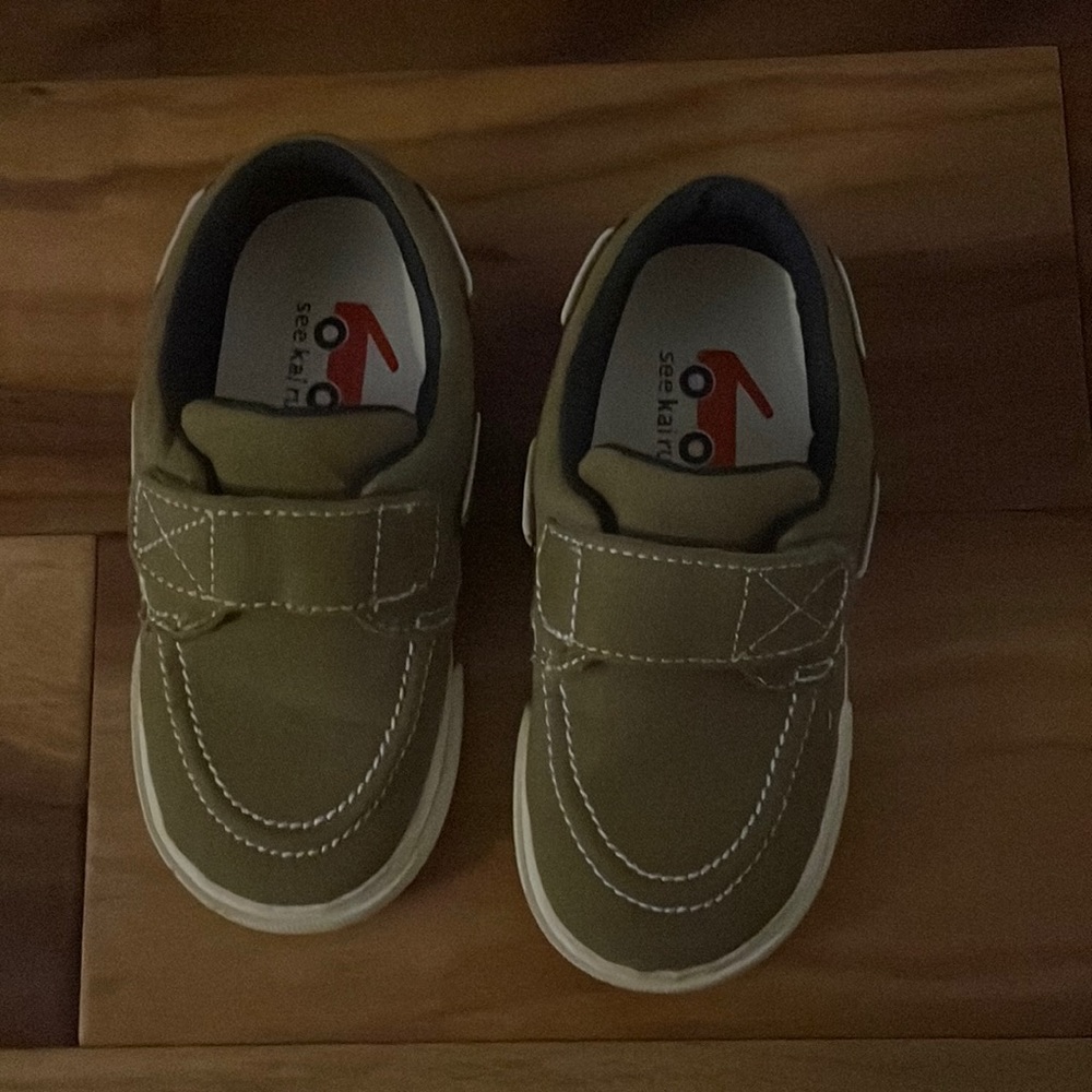 See Kai Run toddler shoes size 9